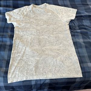 Men’s Gymshark Elemental Geo Layer size Medium